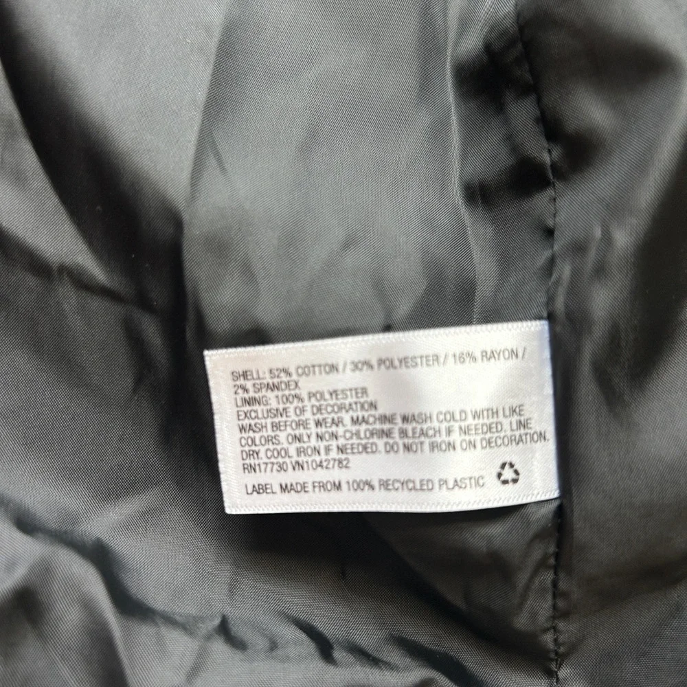 Girls Gray Blazer with Black Velvet Elbow Patches and Collar, size 16,‎ Girls XL